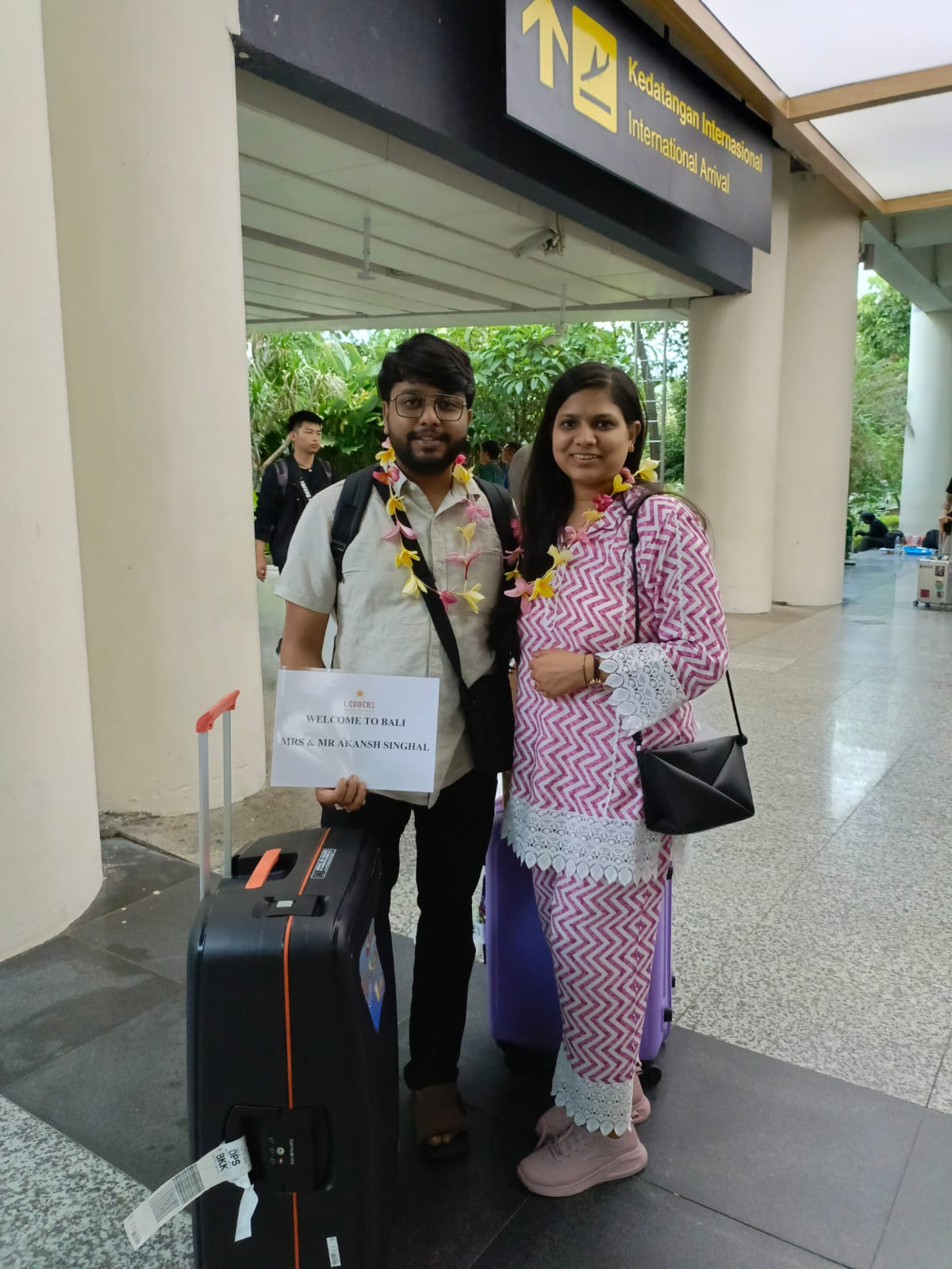 Airport Welcome Family